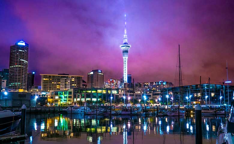 Sky_Tower_Night_View_Auckland-